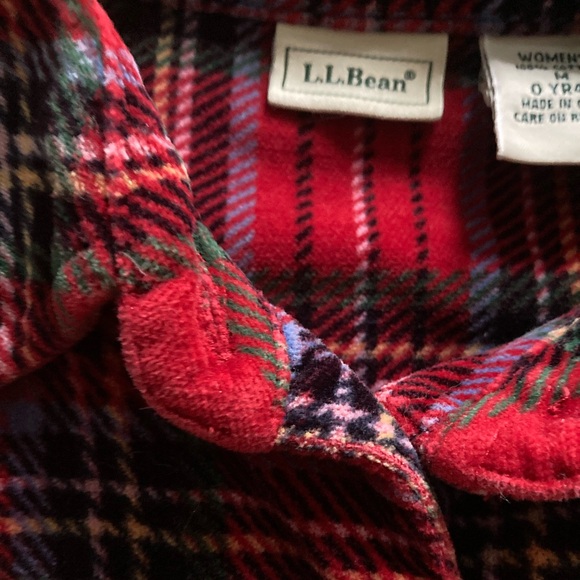 LL Bean Shirt Womens Medium Red Plaid Velour Button Up 0 YR45 - Picture 5 of 7